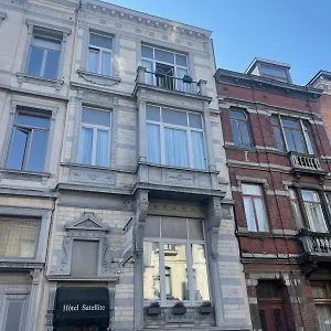 Satellite 2*, Brusel Belgie